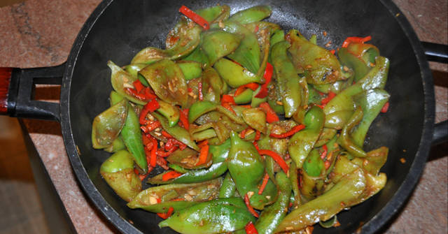 Achoca with Sweet Red Peppers, Achocha Recipes, One Community 